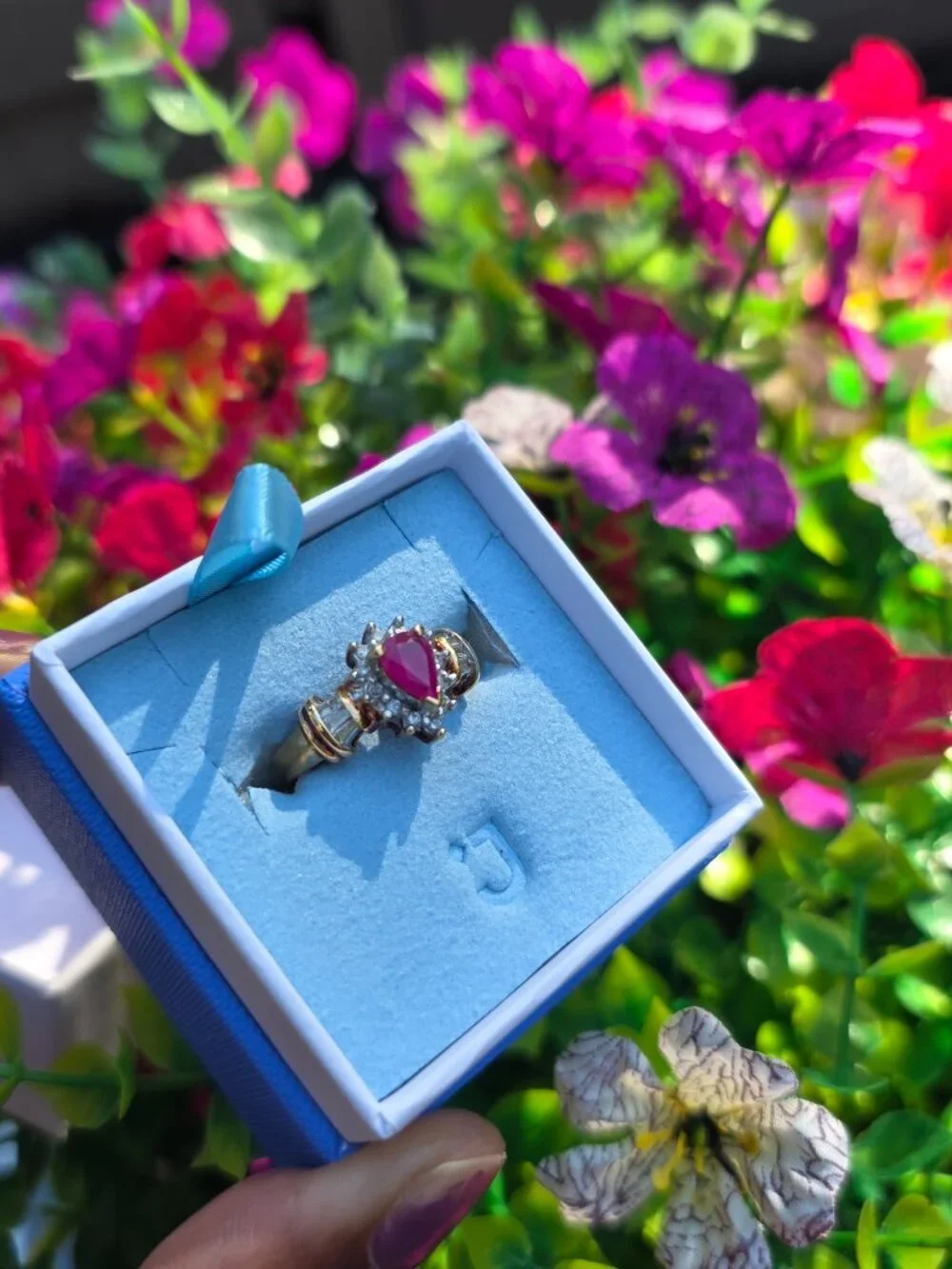 ring - Picture 3 of 4